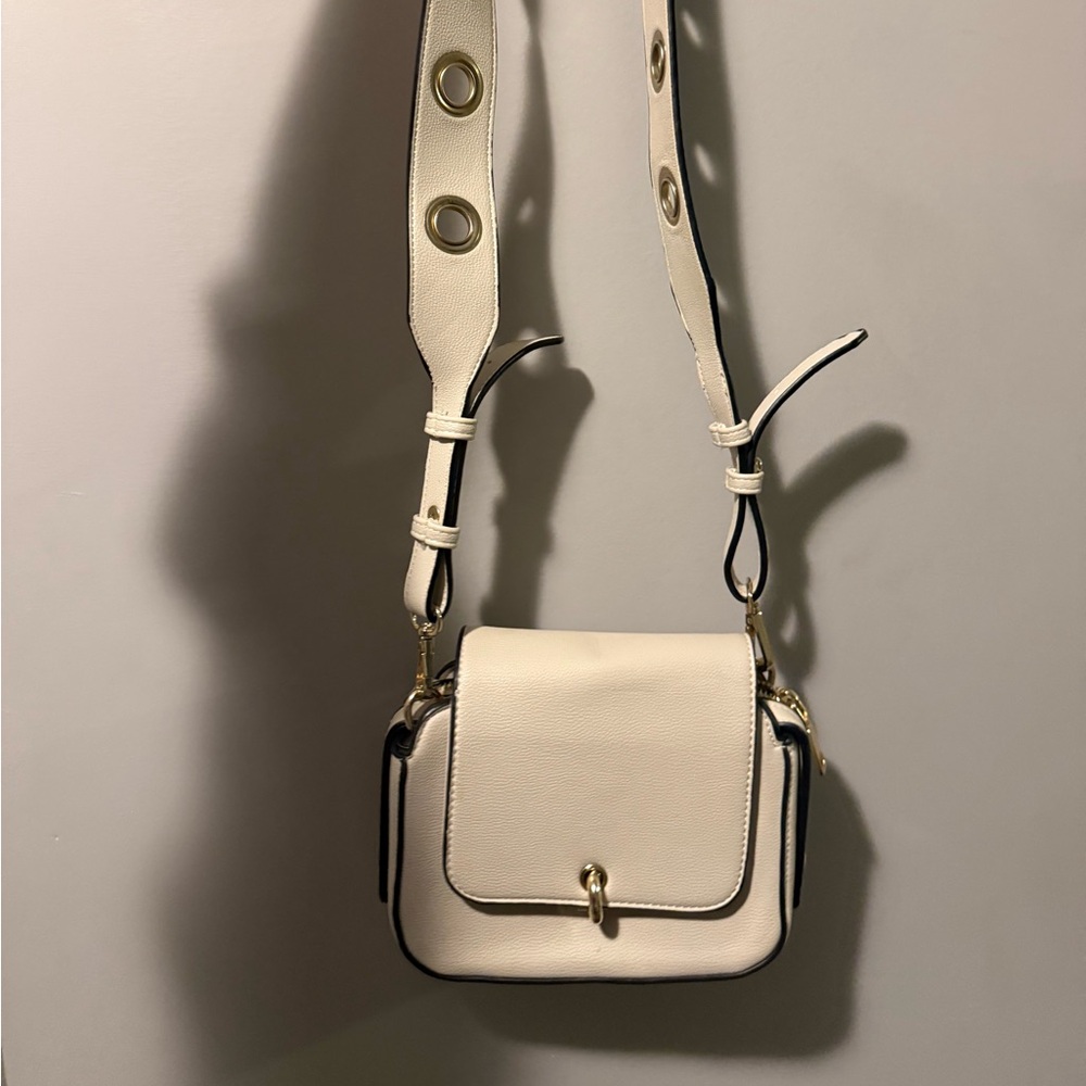 Melie Bianco Elegant Cream Shoulder Bag